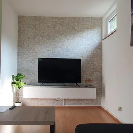 Kleine Ferienwohnung In Ruhiger Lage Herzogenrath Exterior foto
